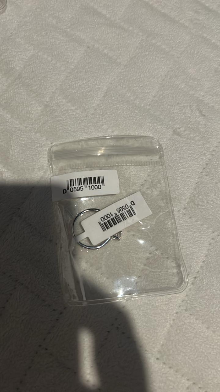 Solitário Petite Arrow